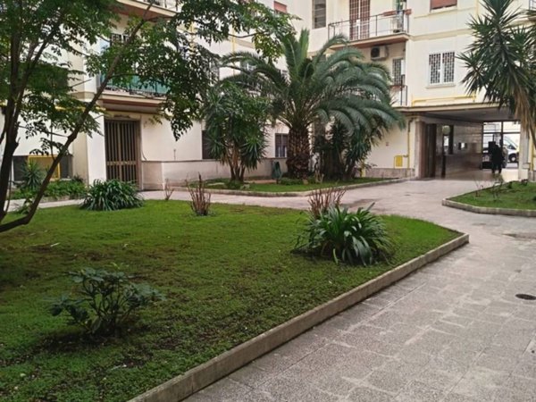 appartamento in vendita a Roma in zona Cinecittà