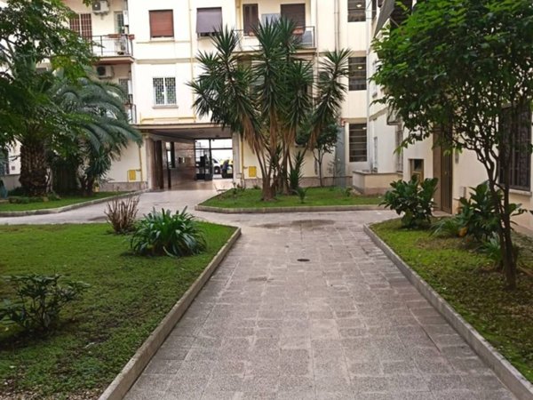 appartamento in vendita a Roma in zona Cinecittà