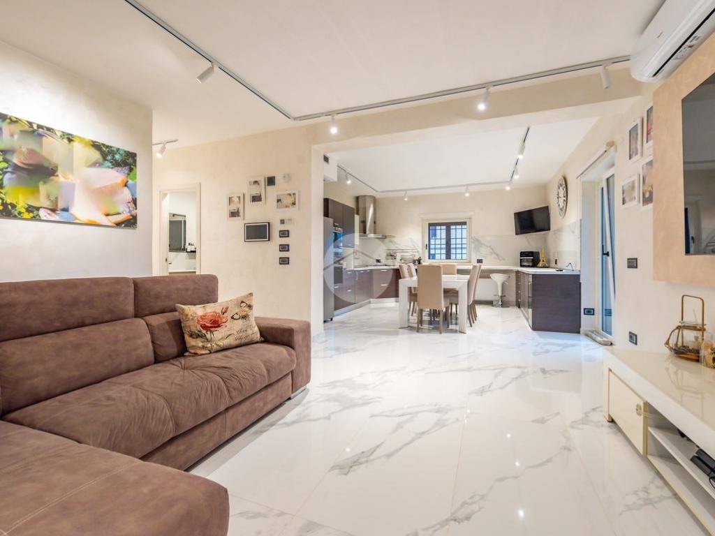 appartamento in vendita a Roma in zona Borghesiana