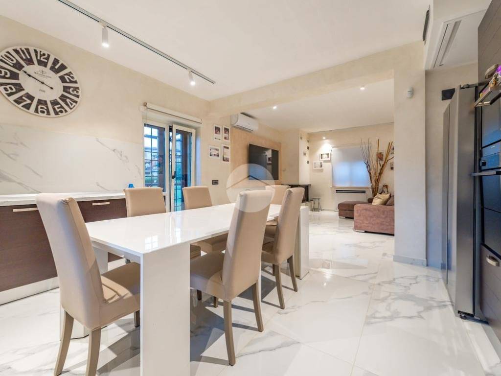 appartamento in vendita a Roma in zona Finocchio