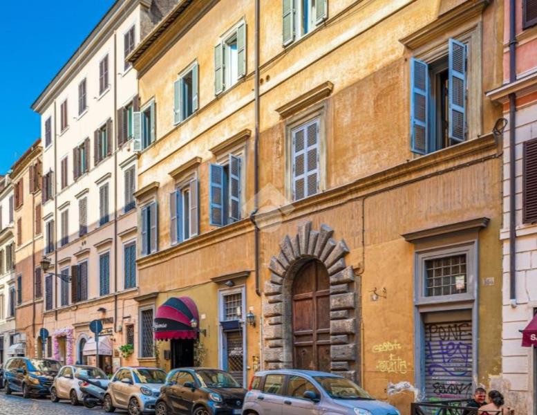 appartamento in vendita a Roma in zona Campo Marzio