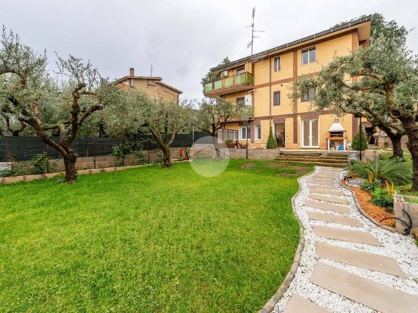 appartamento in vendita a Roma in zona Borghesiana