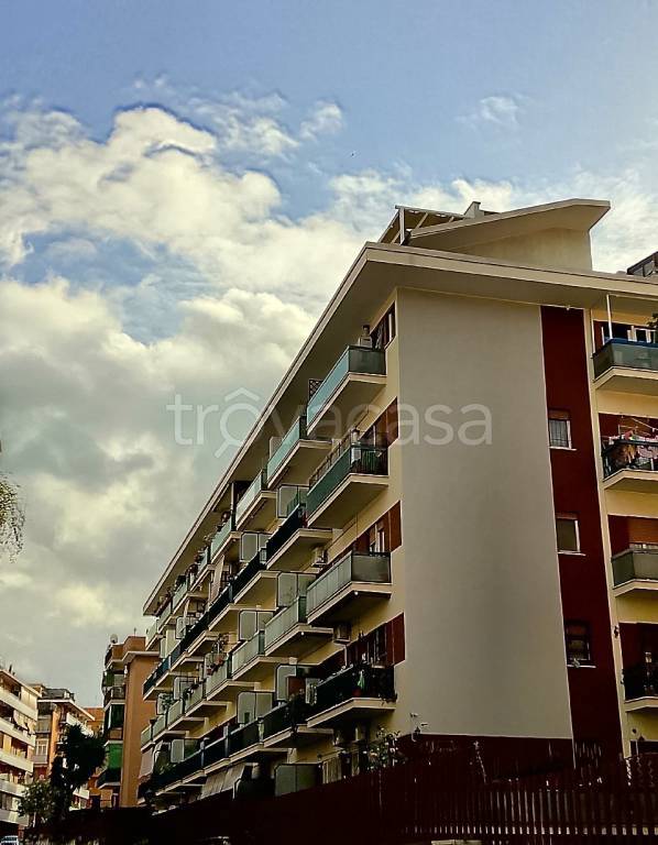 appartamento in vendita a Roma in zona Collatino