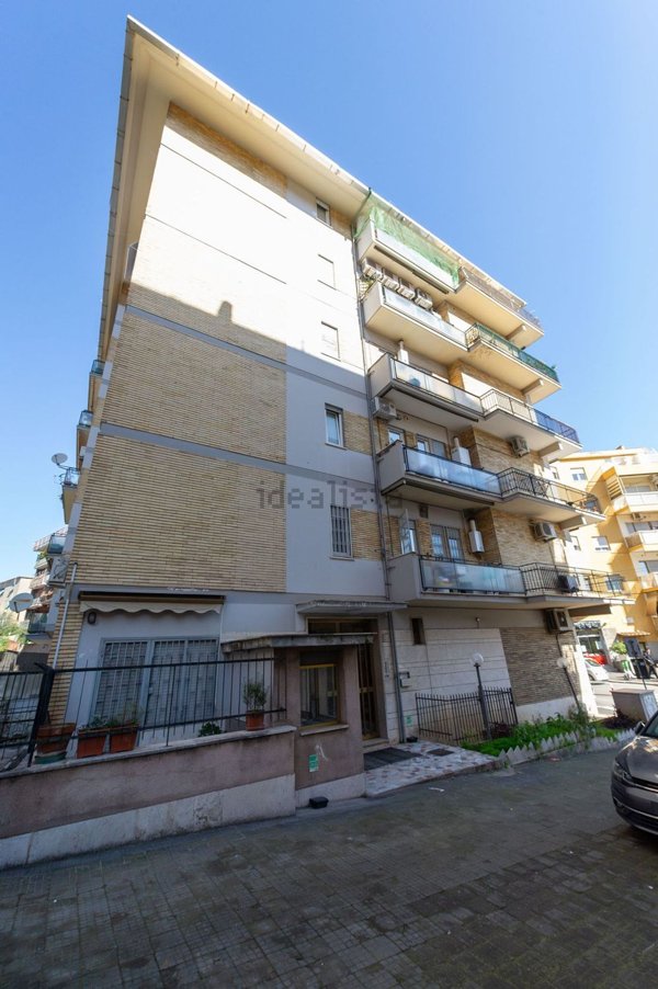appartamento in vendita a Roma in zona Monte Sacro/Talenti