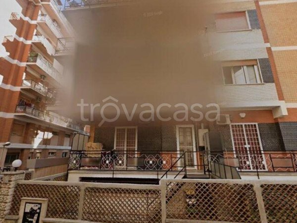 appartamento in vendita a Roma in zona Prenestino-Labicano