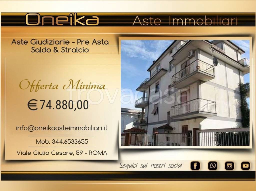 appartamento in vendita a Roma in zona Finocchio