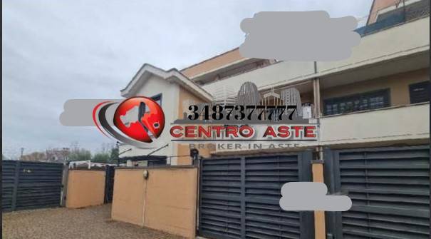 casa indipendente in vendita a Roma in zona Acilia