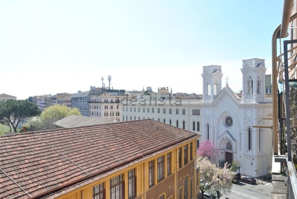 appartamento in vendita a Roma in zona Esquilino