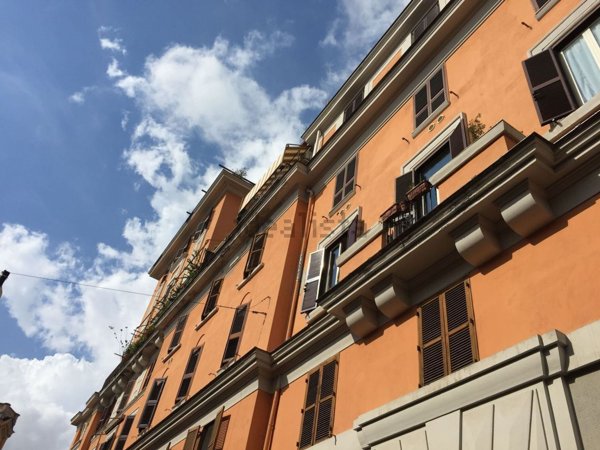 appartamento in vendita a Roma in zona Esquilino