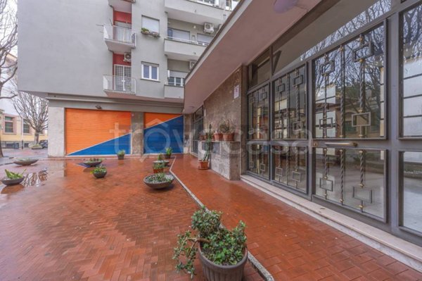appartamento in vendita a Roma in zona Appio Latino
