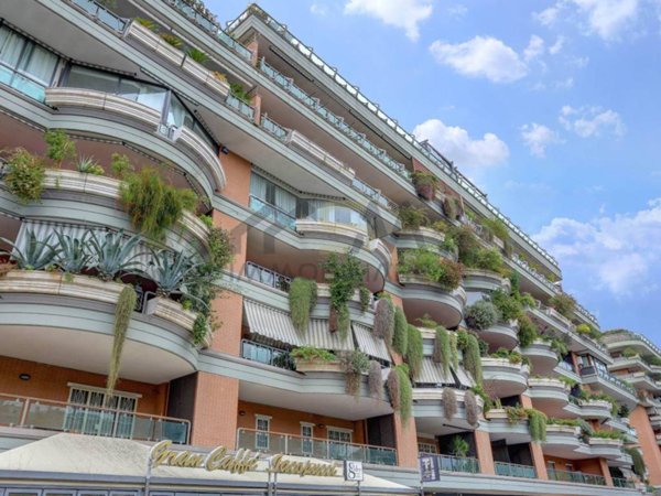 appartamento in vendita a Roma in zona Torrino