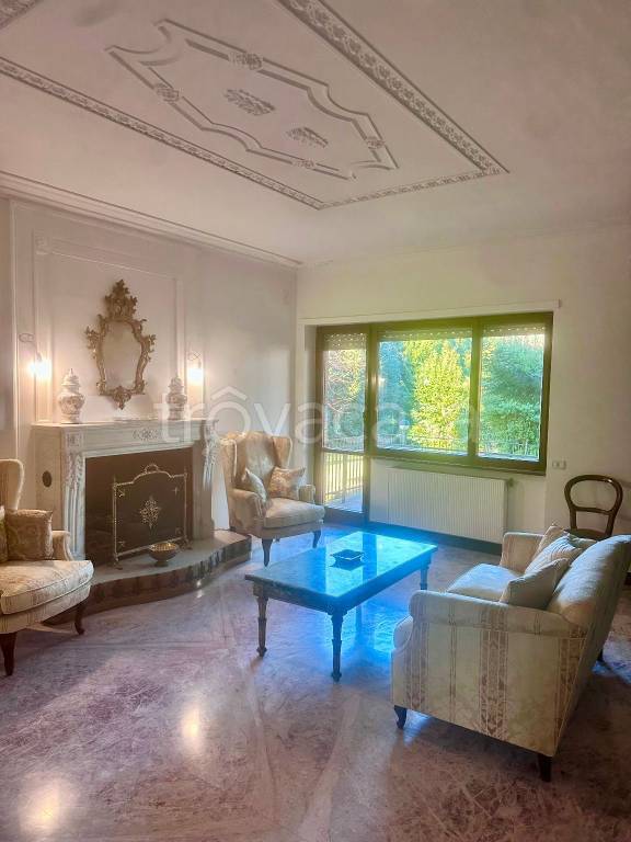 appartamento in vendita a Roma in zona Della Vittoria