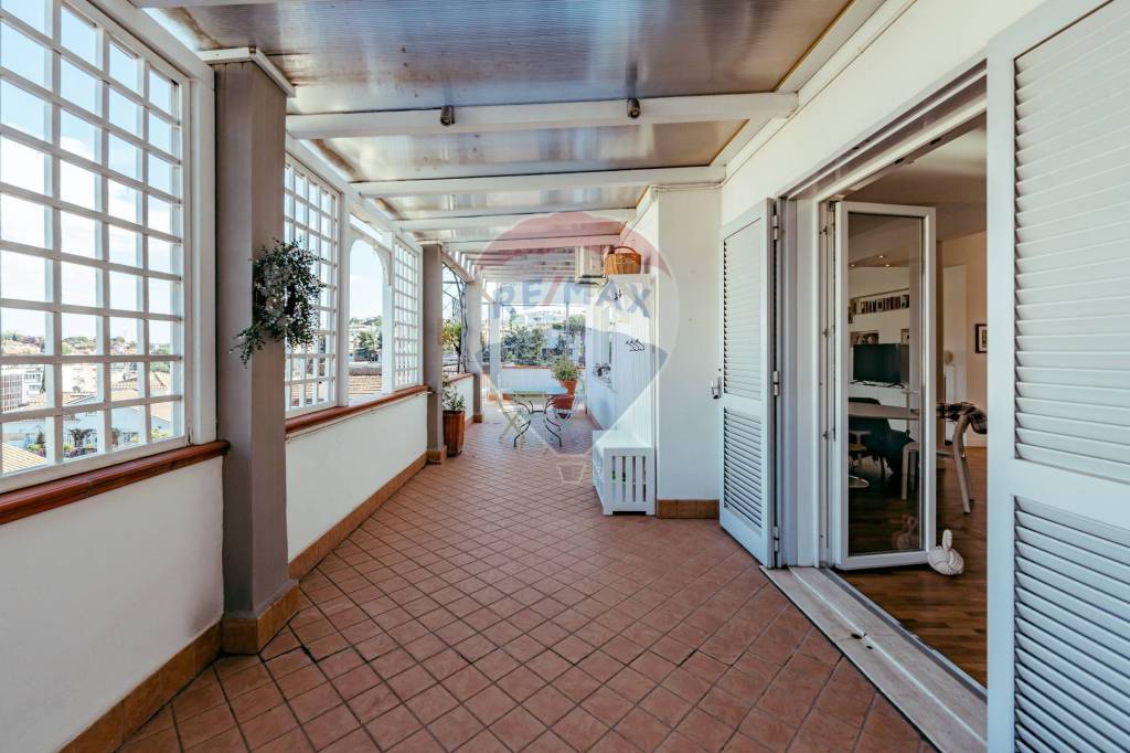 appartamento in vendita a Roma in zona Tor di Quinto