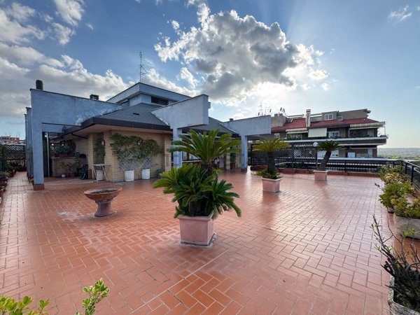 casa indipendente in vendita a Roma