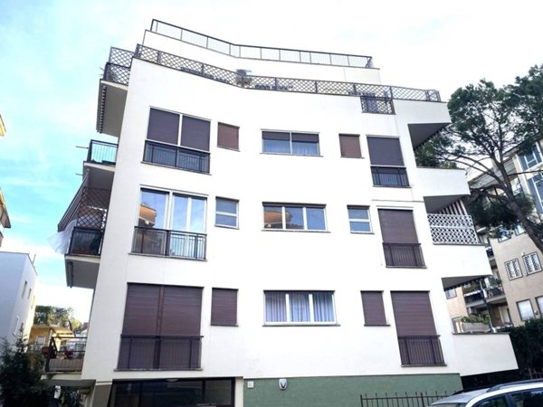 appartamento in vendita a Roma in zona Tor di Quinto
