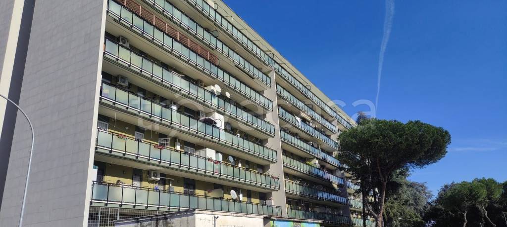 appartamento in vendita a Roma in zona Cinecittà