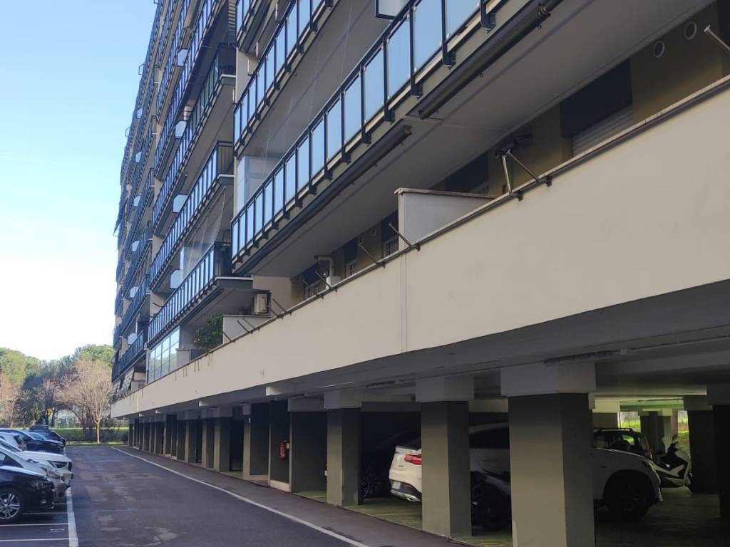 appartamento in vendita a Roma in zona Cinecittà