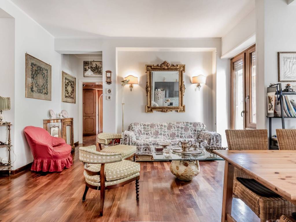 appartamento in vendita a Roma