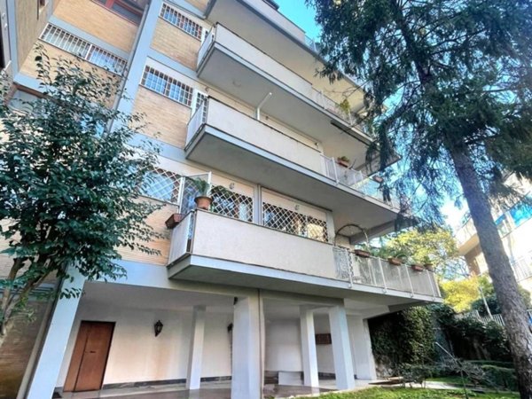 appartamento in vendita a Roma