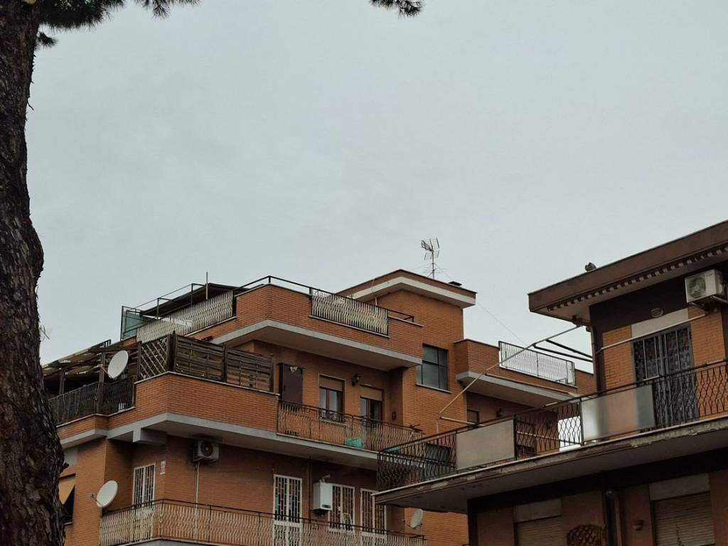 appartamento in vendita a Roma in zona Finocchio