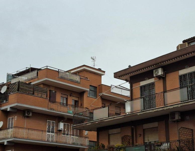 appartamento in vendita a Roma in zona Finocchio