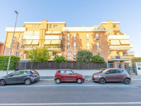 appartamento in vendita a Roma in zona Castelverde