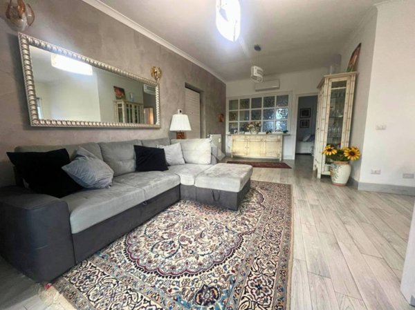 appartamento in vendita a Roma in zona Borghesiana