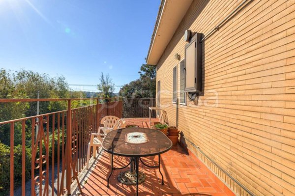 appartamento in vendita a Roma in zona Tor de' Cenci