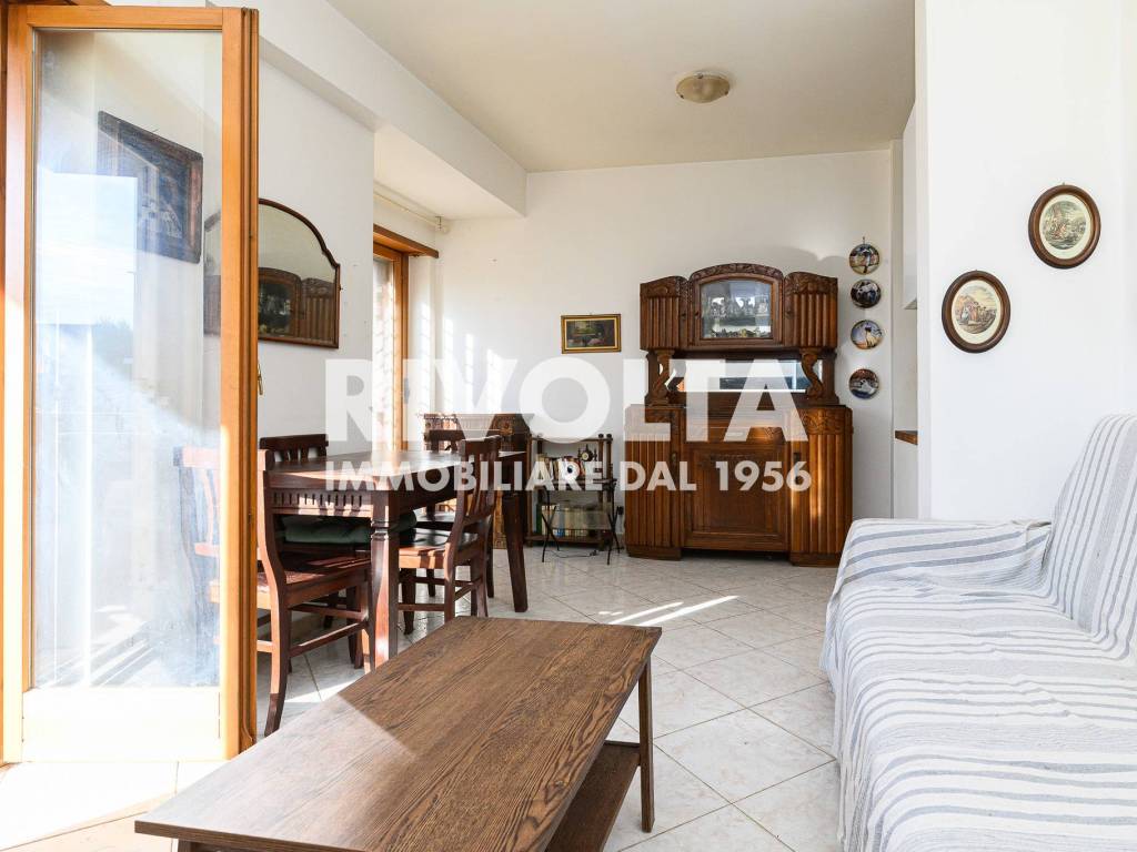 appartamento in vendita a Roma in zona Isola Farnese