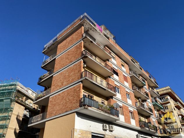 negozio in vendita a Roma in zona Gianicolense