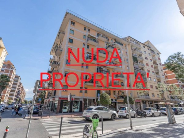appartamento in vendita a Roma in zona Appio Claudio