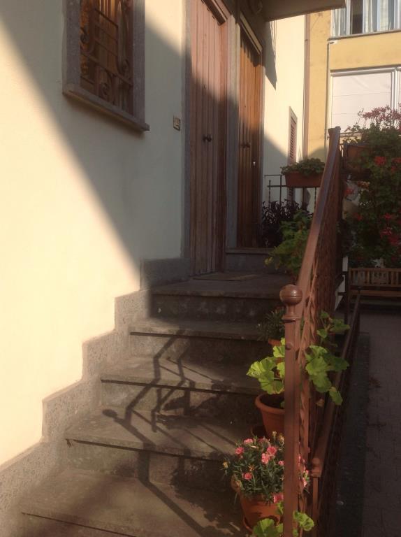 appartamento in vendita a Roma in zona Appio Pignatelli