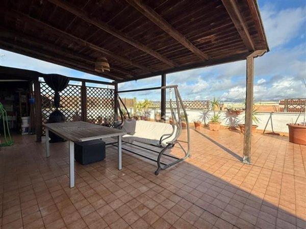 appartamento in vendita a Roma in zona Ostia