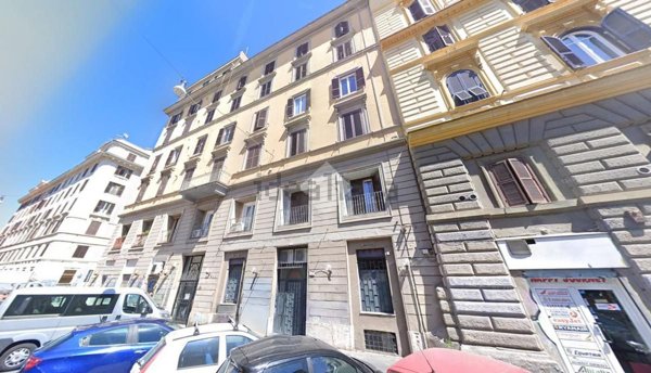 appartamento in vendita a Roma in zona Esquilino