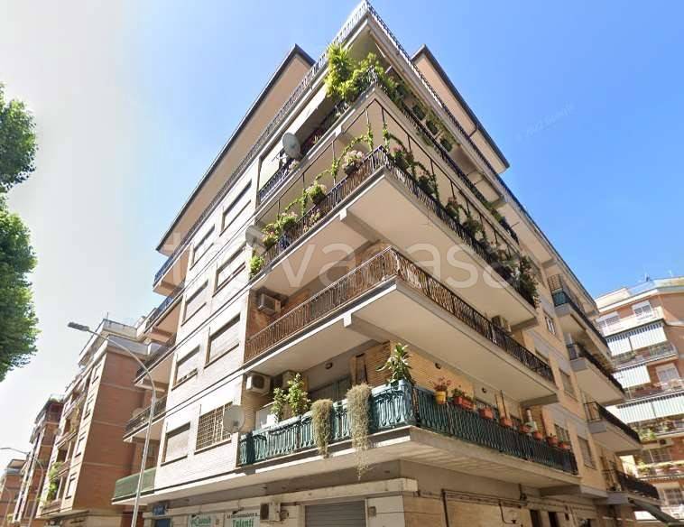 appartamento in vendita a Roma in zona Monte Sacro/Talenti