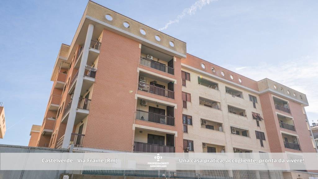 appartamento in vendita a Roma in zona Castelverde