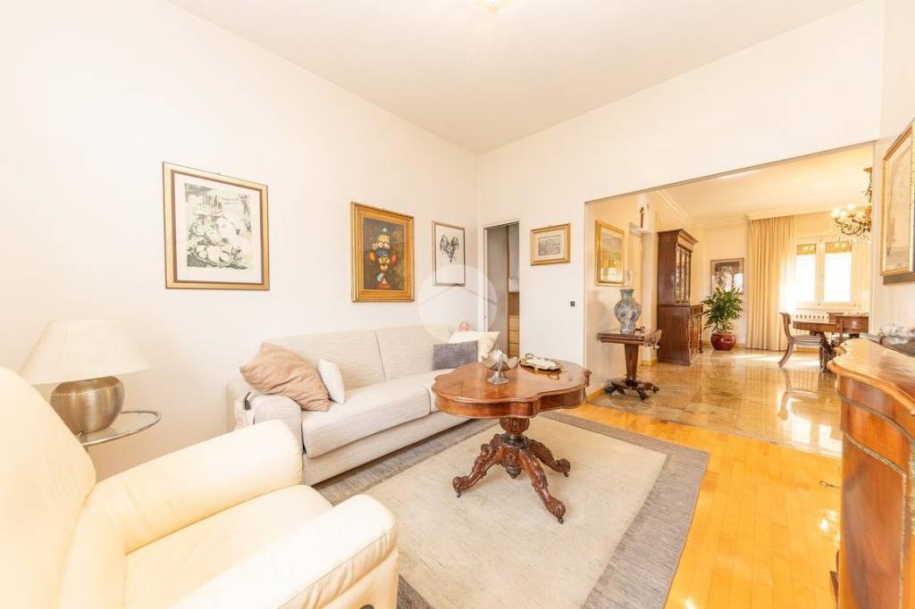 appartamento in vendita a Roma in zona Cinecittà