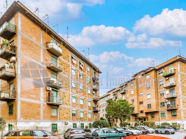 appartamento in vendita a Roma in zona Don Bosco