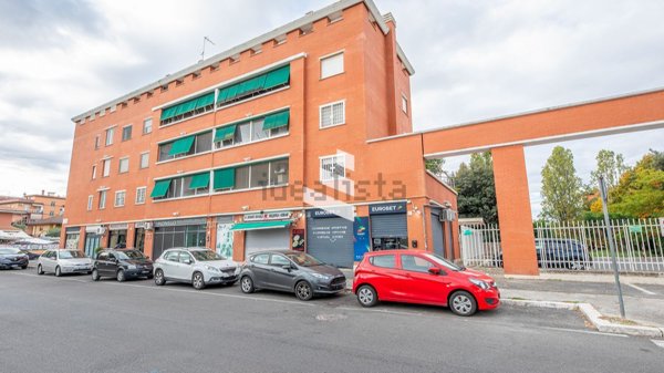 appartamento in vendita a Roma in zona Cinquina