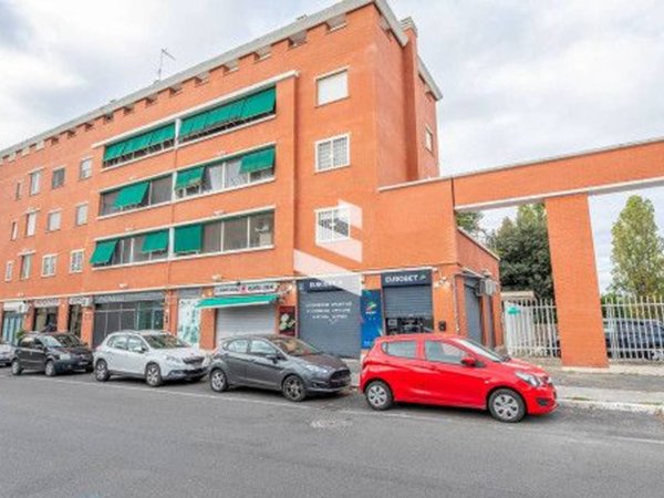 appartamento in vendita a Roma in zona Cinquina