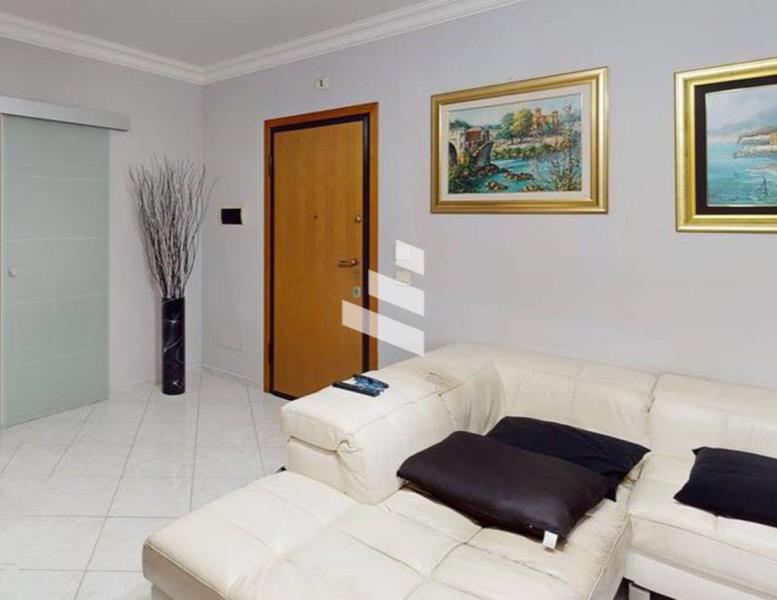 appartamento in vendita a Roma in zona Cinquina