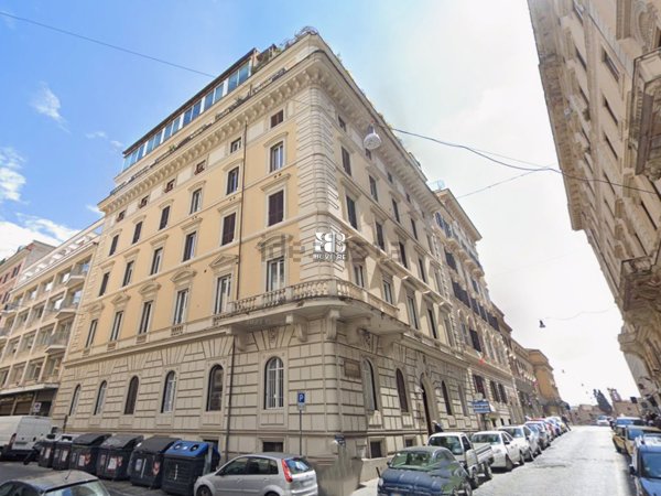 appartamento in vendita a Roma in zona Campo Marzio