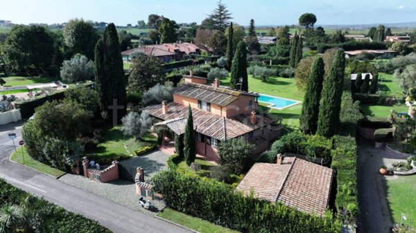 casa indipendente in vendita a Roma in zona Olgiata