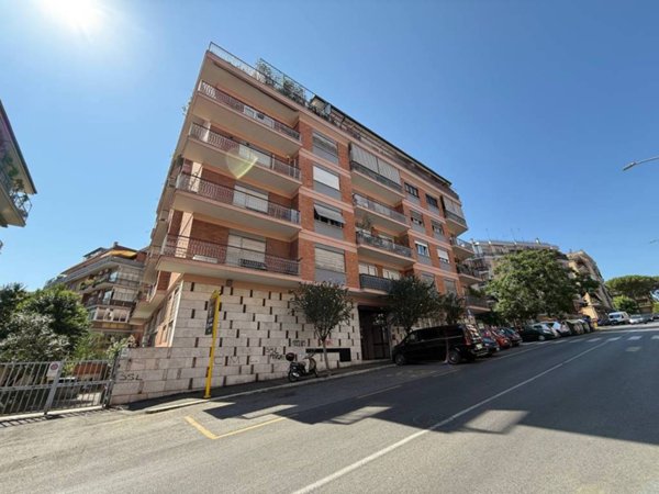 casa indipendente in vendita a Roma in zona Gianicolense