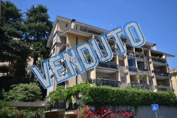 appartamento in vendita a Roma in zona Tor di Quinto
