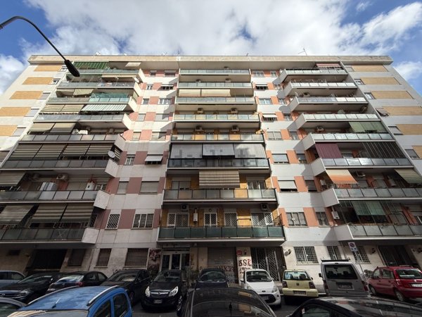 appartamento in vendita a Roma in zona Gianicolense