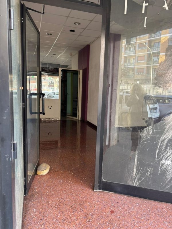 negozio in vendita a Roma in zona Prenestino-Labicano