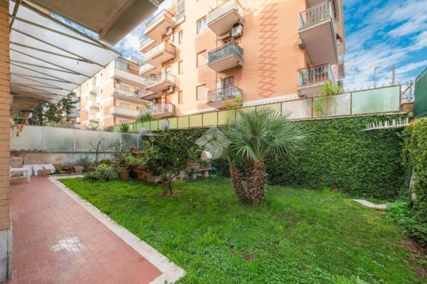 appartamento in vendita a Roma in zona Primavalle