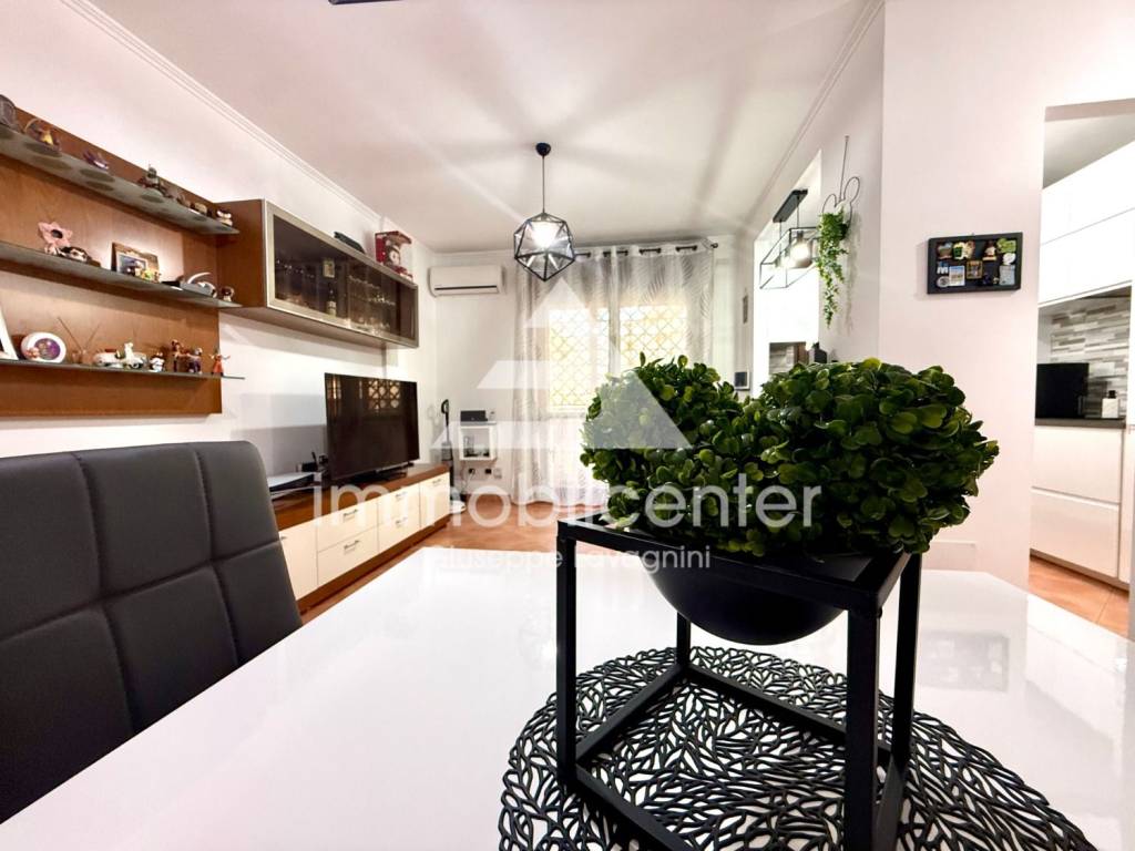 appartamento in vendita a Roma in zona Ponte di Nona