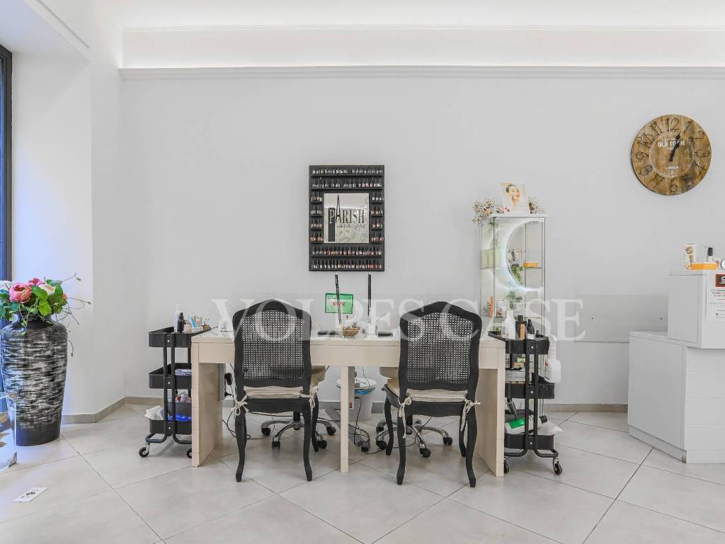 negozio in vendita a Roma in zona Rione Prati